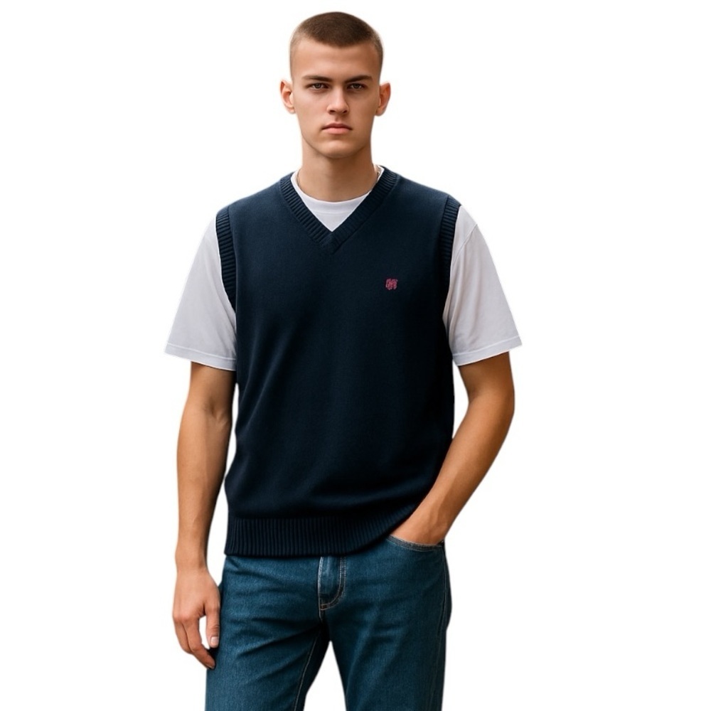 𝅺Chaps Navy Blue V-Neck Sweater Vest in Size Large